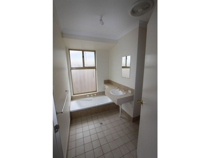 104 Waldron Boulevard, Greenfields WA 6210