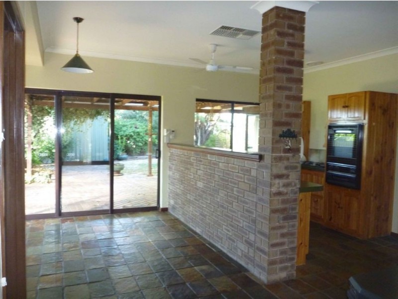 30 Kookabrook Street, Dudley Park WA 6210