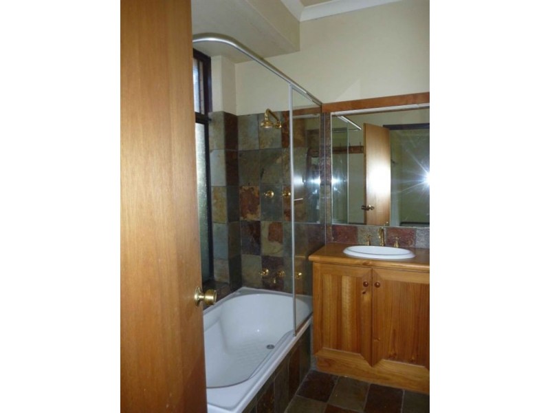 30 Kookabrook Street, Dudley Park WA 6210