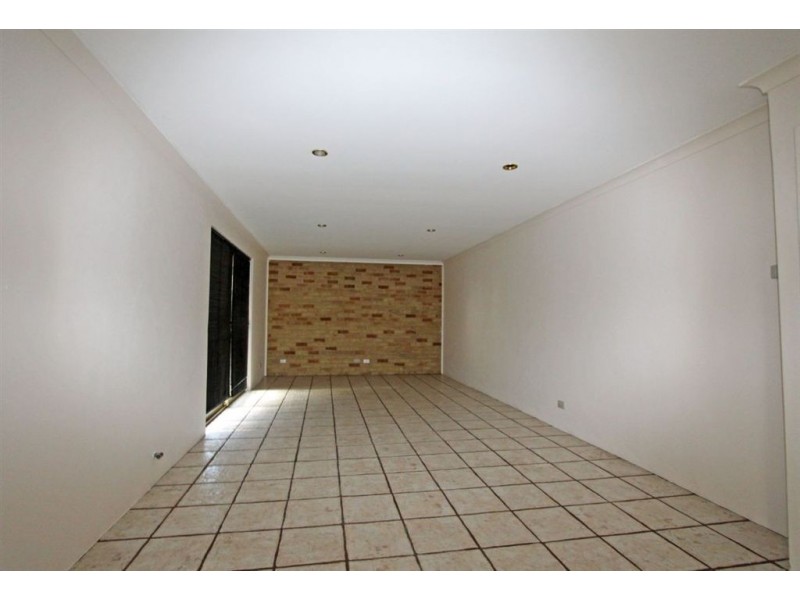 4 Grafton Drive, Dudley Park WA 6210