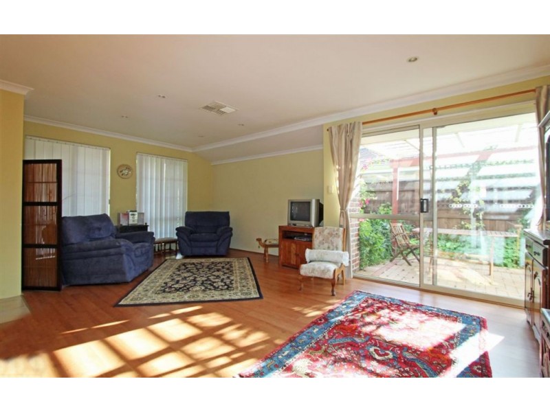 12 Suncrest Meander, Meadow Springs WA 6210
