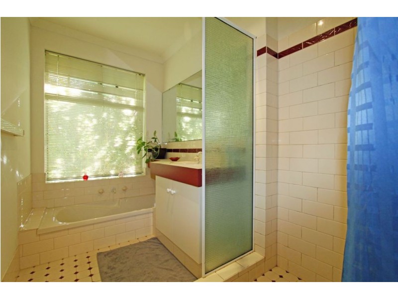 12 Suncrest Meander, Meadow Springs WA 6210