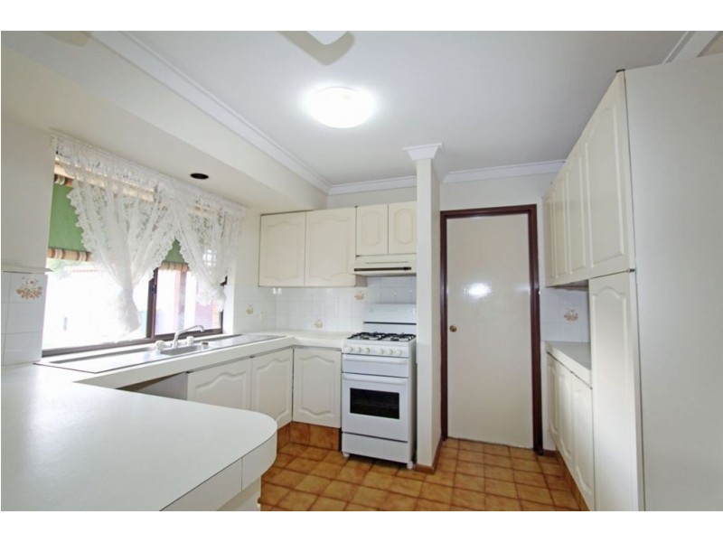 4 Seawind Drive, Silver Sands WA 6210