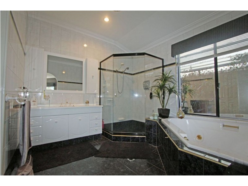 33 Perseus Road, Silver Sands WA 6210