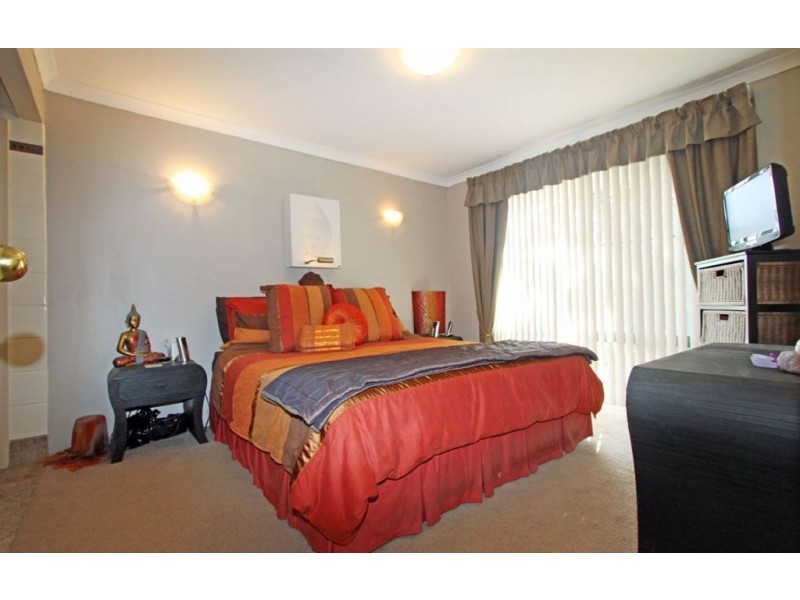 3 Castilloa Court, Halls Head WA 6210