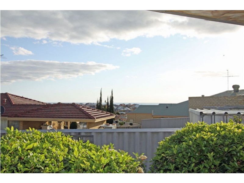 5B Nettle Place, Halls Head WA 6210