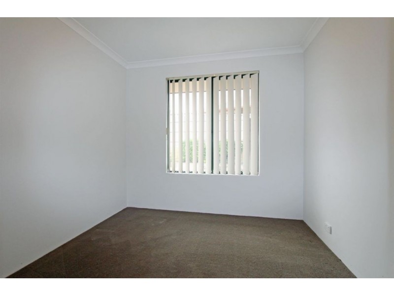 5B Nettle Place, Halls Head WA 6210