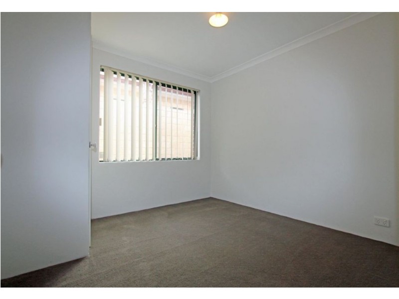 5B Nettle Place, Halls Head WA 6210