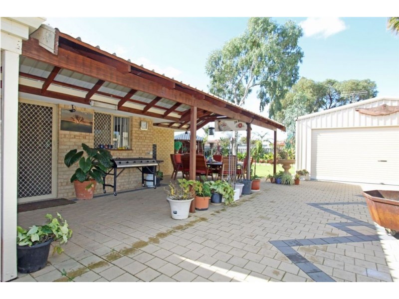 14 Olinda Court, Greenfields WA 6210