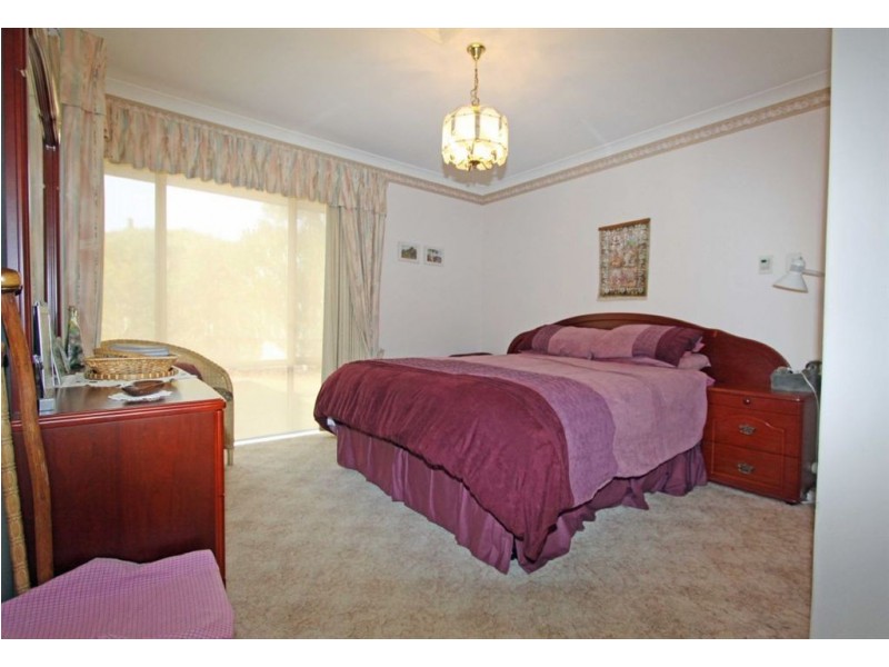 2/5 Fulmar Place, Halls Head WA 6210