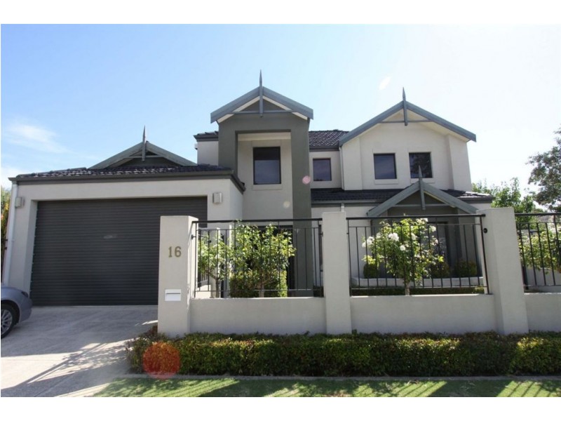 1/16 Henson Street, Silver Sands WA 6210