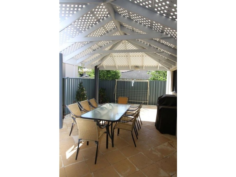 1/16 Henson Street, Silver Sands WA 6210