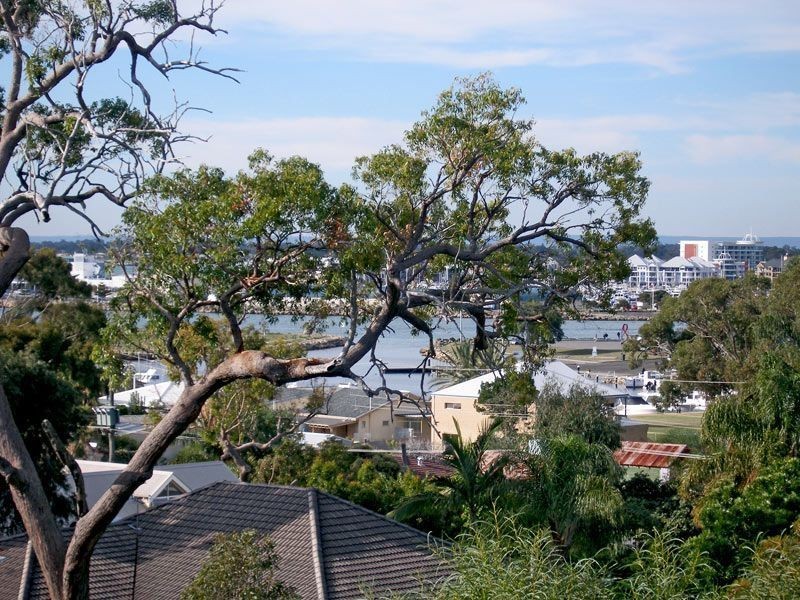 70 Leighton Road, Halls Head WA 6210