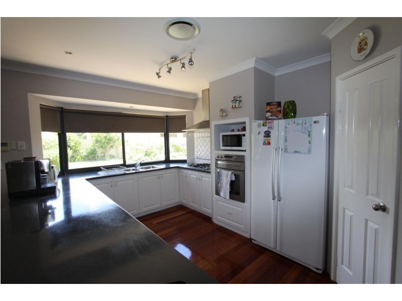7 Guilderton Close, Erskine WA 6210