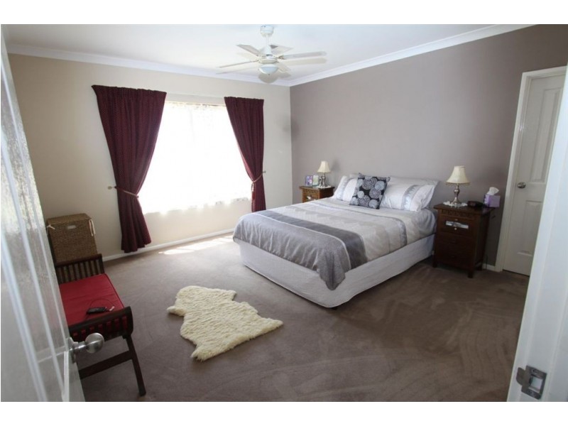 7 Guilderton Close, Erskine WA 6210