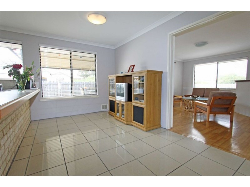 7 Mayfair Mews, Meadow Springs WA 6210