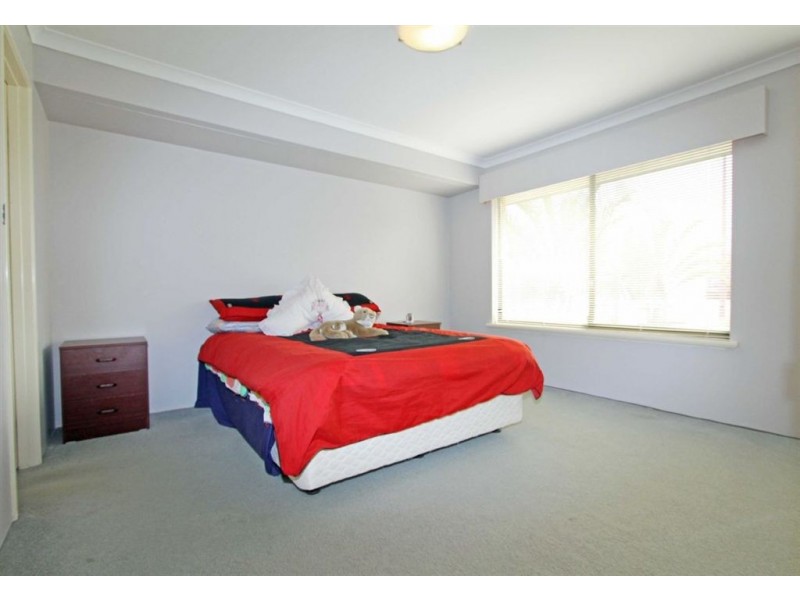 7 Mayfair Mews, Meadow Springs WA 6210