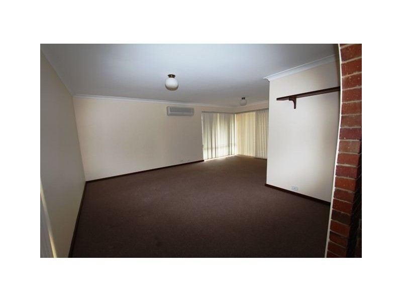 23 Carina Circle, Halls Head WA 6210