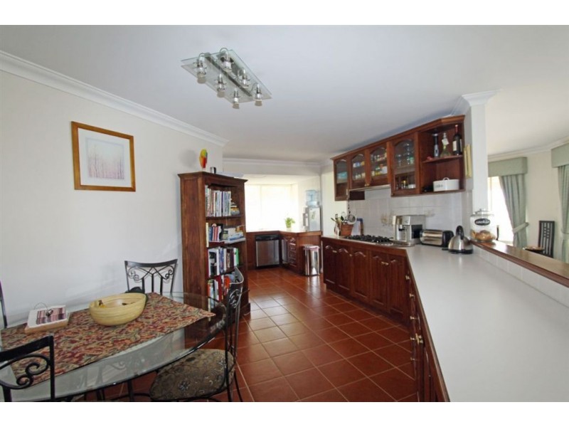 6 Barry Street, Mandurah WA 6210