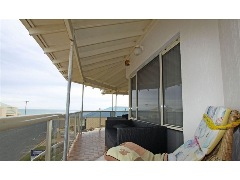 6 Barry Street, Mandurah WA 6210