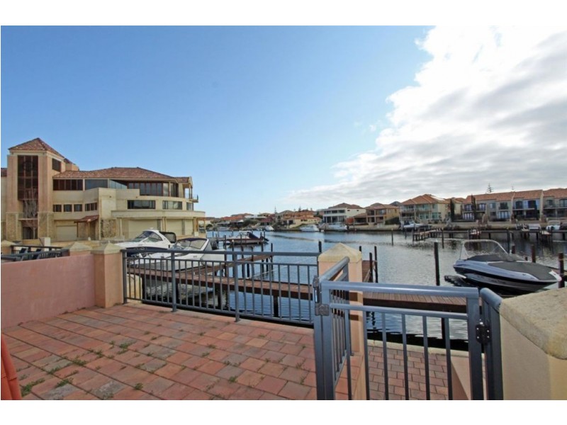 14/7 Village Mews, Wannanup WA 6210