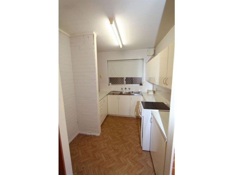 7/8 Creery Street, Dudley Park WA 6210