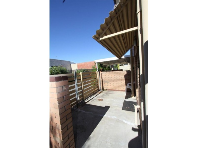 7/8 Creery Street, Dudley Park WA 6210