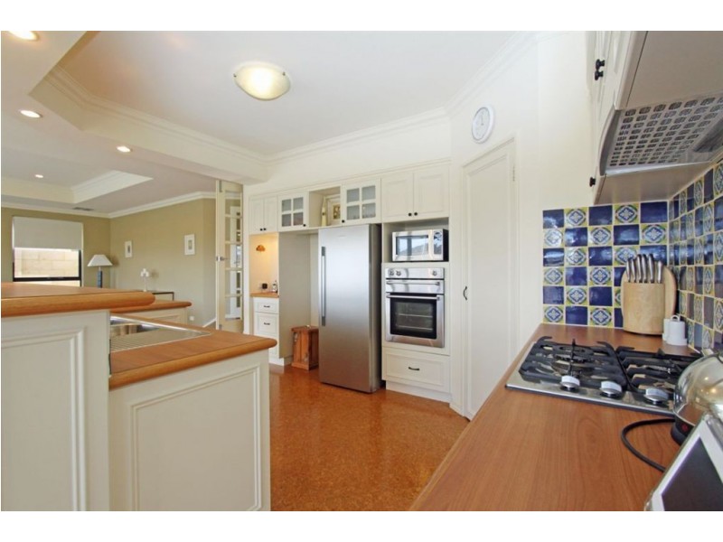 42 Sandpiper Island Retreat, Wannanup WA 6210