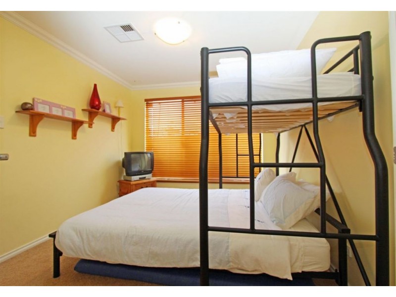 42 Sandpiper Island Retreat, Wannanup WA 6210