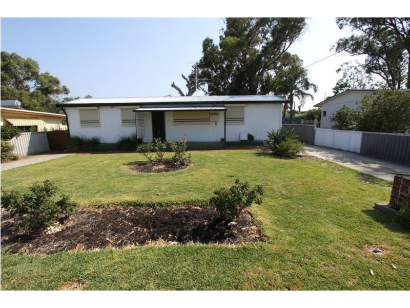 18 Morfitt Street, Mandurah WA 6210