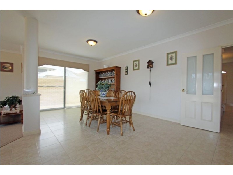 60 Aztec Island Retreat, Halls Head WA 6210