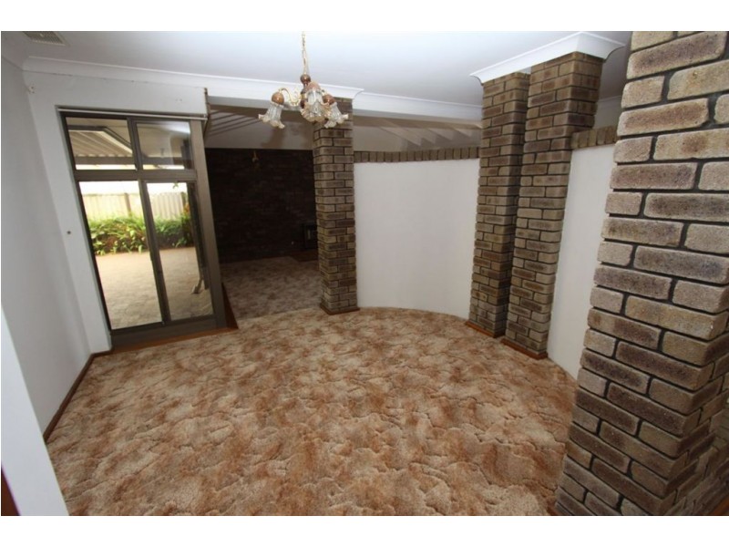 33 Vance Street, Dudley Park WA 6210