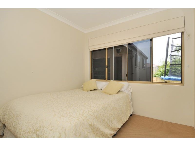 12 Carnoustie Gardens, Meadow Springs WA 6210