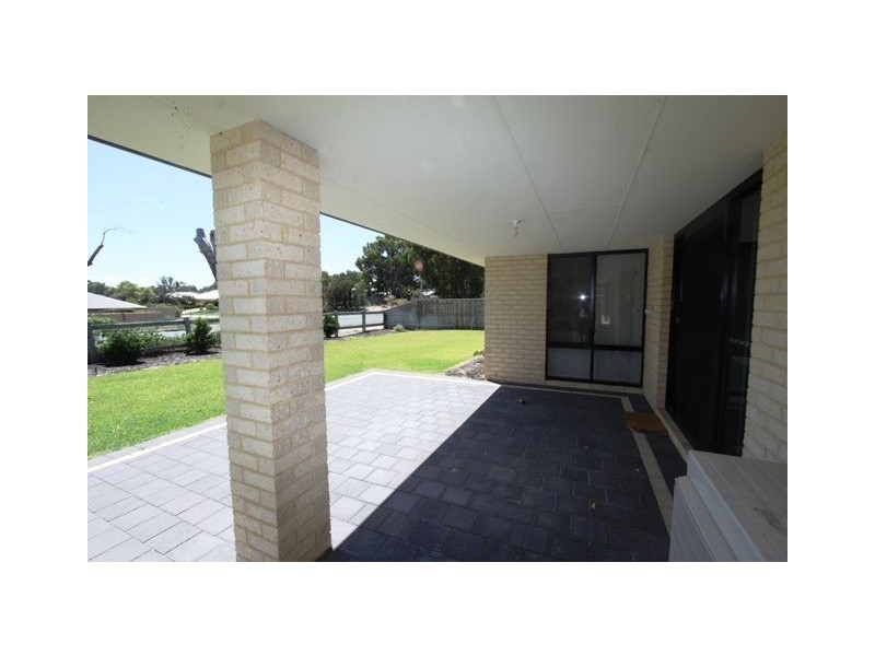 14 Garden Road, Dawesville WA 6211