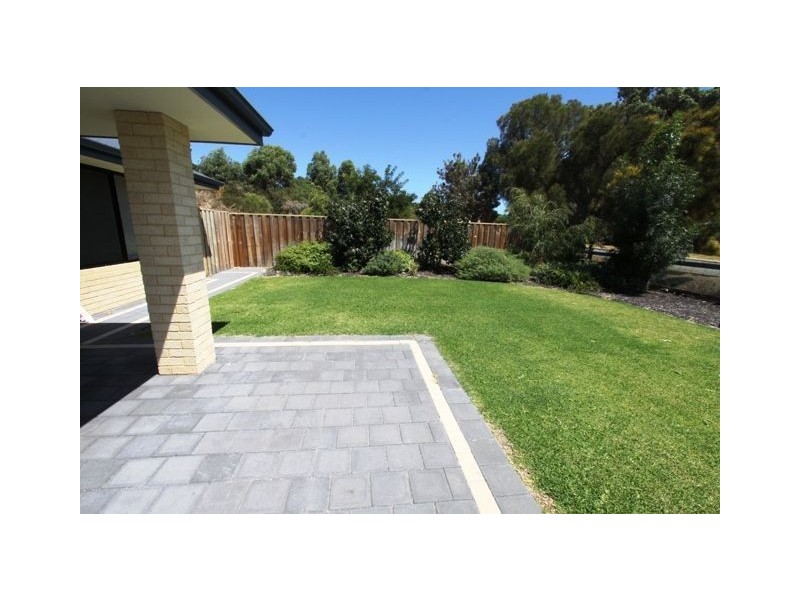 14 Garden Road, Dawesville WA 6211