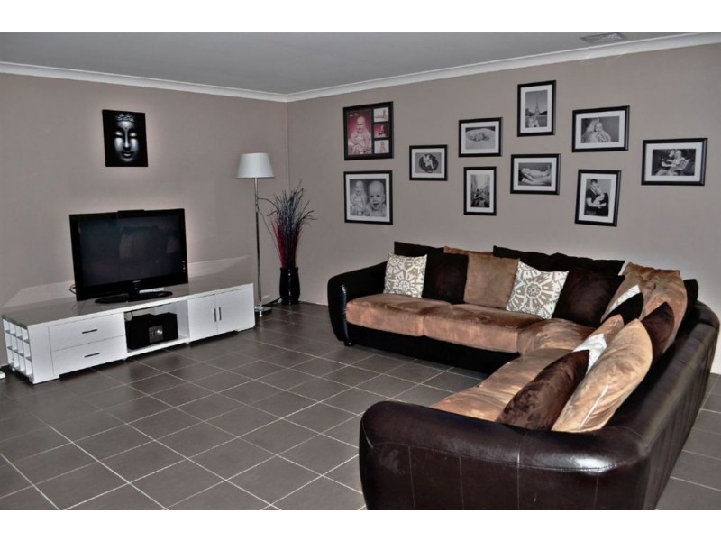 13 Karon Vista, Halls Head WA 6210