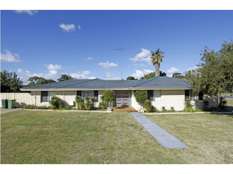 117 McLarty Road, Halls Head WA 6210