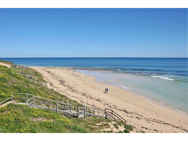 39 Halls Head Parade, Halls Head WA 6210