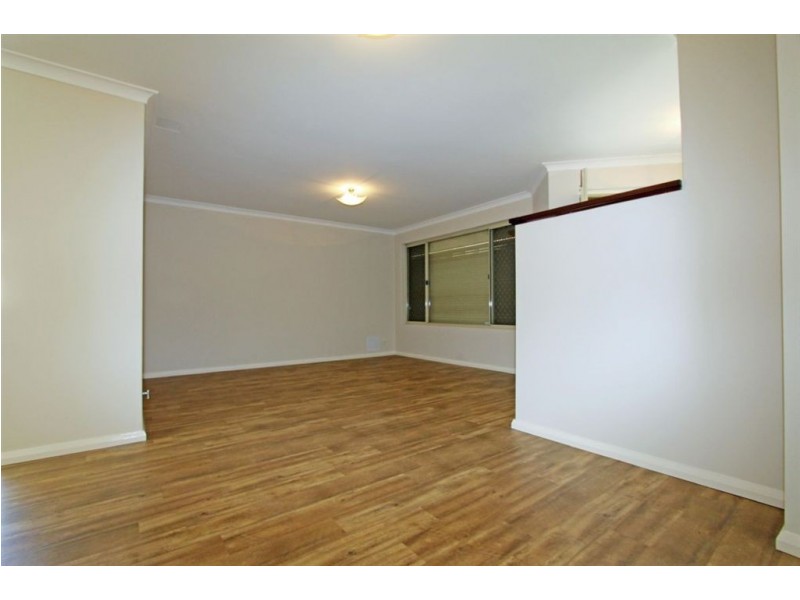 13 Ronsard Drive, San Remo WA 6210