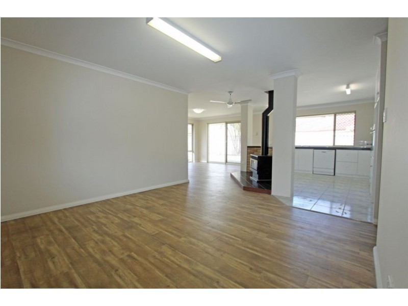 13 Ronsard Drive, San Remo WA 6210