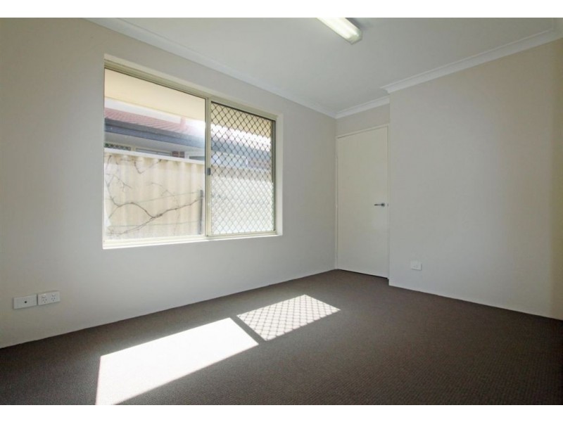 13 Ronsard Drive, San Remo WA 6210