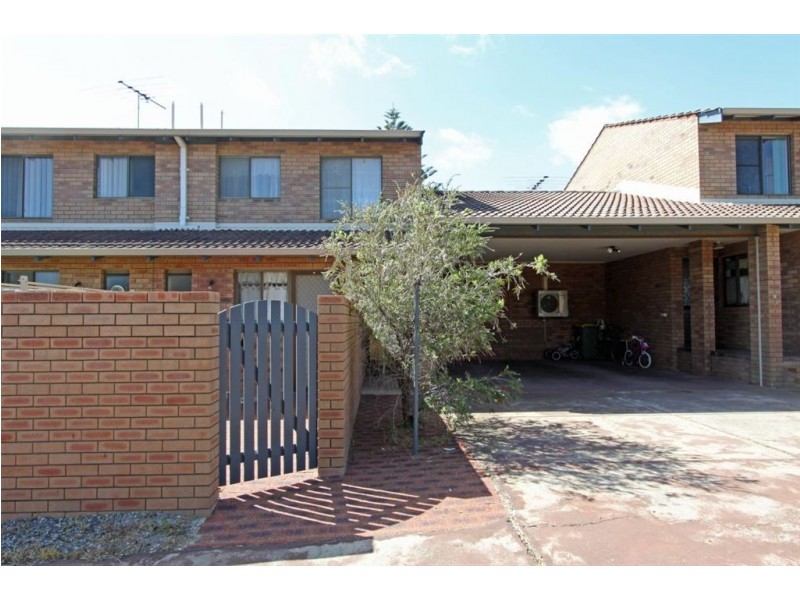 7/35A Halls Head Parade, Halls Head WA 6210