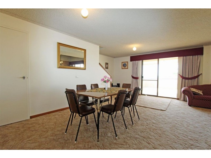 7/35A Halls Head Parade, Halls Head WA 6210