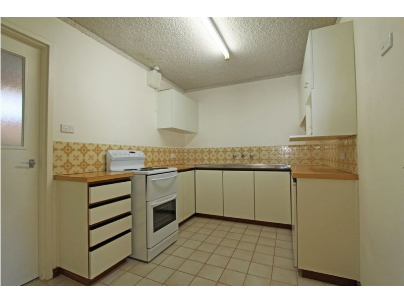 7/35A Halls Head Parade, Halls Head WA 6210
