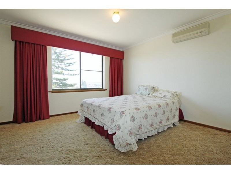 7/35A Halls Head Parade, Halls Head WA 6210