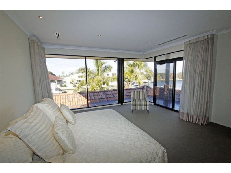 18 Amity Cove, Halls Head WA 6210