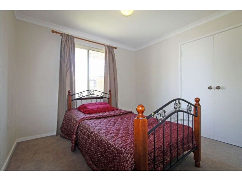 5 Maitland Close, Halls Head WA 6210