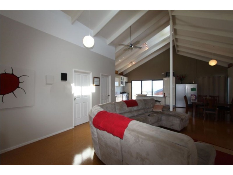 111 Challenger Road, Madora Bay WA 6210