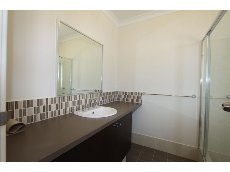 11 Cooeyup Close, Ravenswood WA 6208