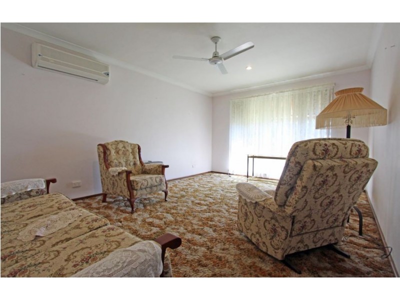 25 Hennessy Place, Mandurah WA 6210